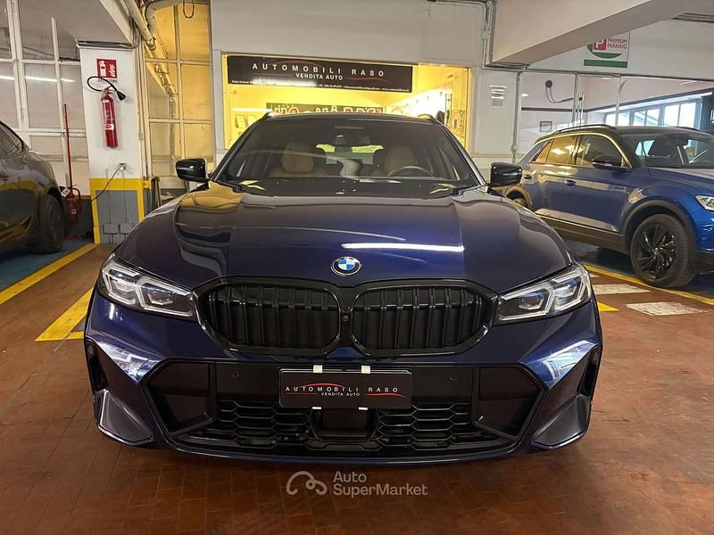 Usata BMW 320 M Sport 190 CV (139 kW) 2023 Blu/azzurro Station wagon