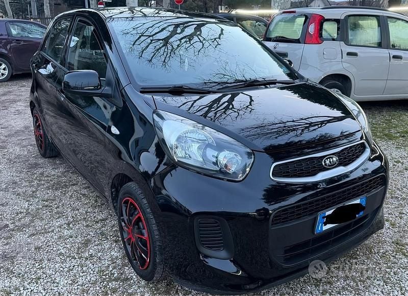 Usata Kia Picanto City 67 CV (49 kW) 2016 Nero Utilitaria