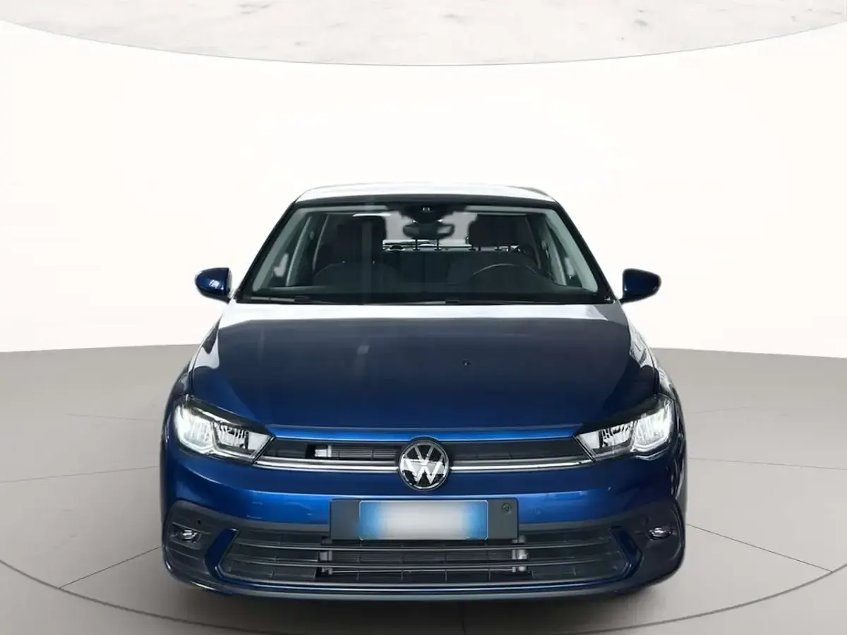 Usata VW Polo Life 95 CV (69 kW) 2025 Reef blue metallizzato Utilitaria