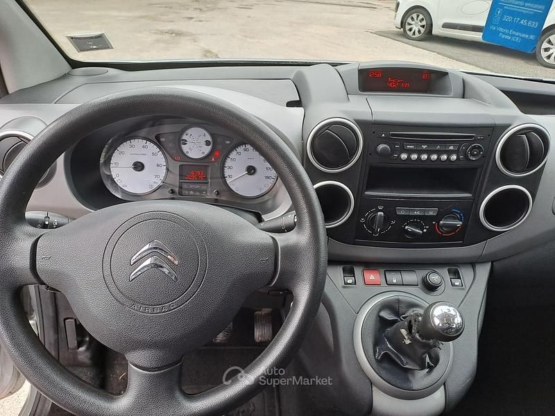 Occasion Citroën Berlingo 100 ch (73 kW) 2016 Argent Monospace