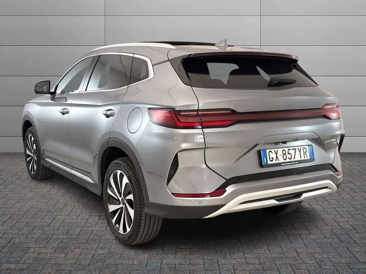 Usata BYD Seal U Boost 98 CV (72 kW) 2025 Grigio SUV