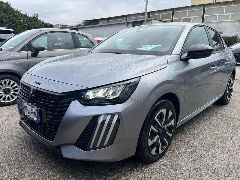 Nuova 2025 Peugeot 208 Style Due volumi | 16.900 € (Super prezzo) - Immagine 1/4