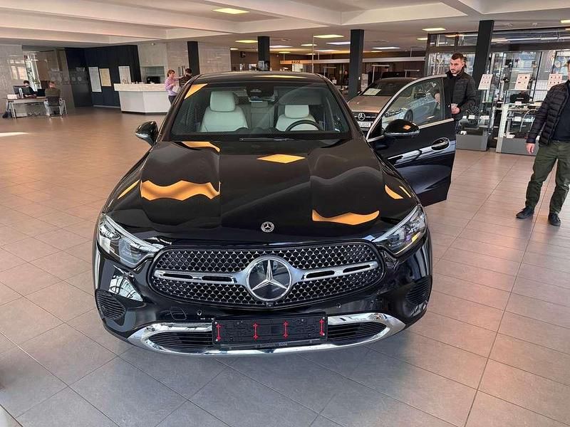 Usata Mercedes GLC200 Advanced Plus 204 CV (150 kW) 2024 SUV