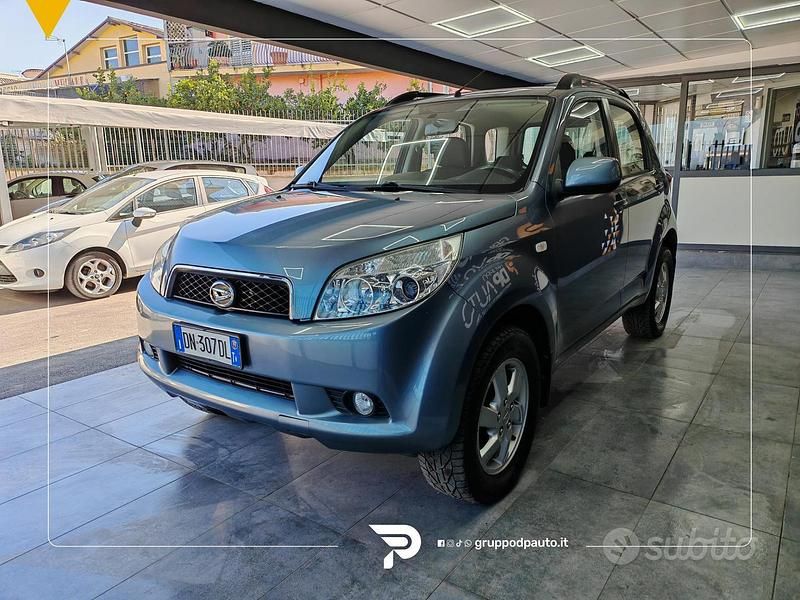 Usata Daihatsu Terios 105 CV (77 kW) 2008 Grigio SUV