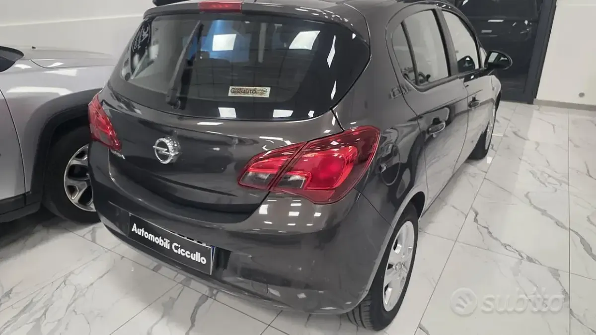 Usata Opel Corsa Edition 69 CV (50 kW) 2015 Grigio Utilitaria