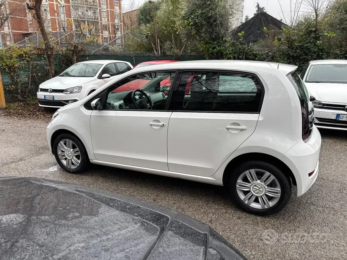 Usata VW up! high up! 75 CV (55 kW) 2018 Bianco Utilitaria
