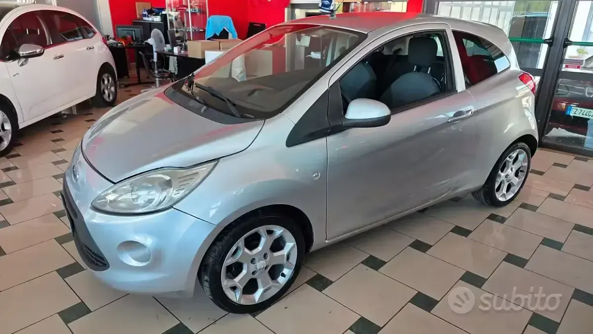 Usata Ford Ka Titanium 69 CV (50 kW) 2009 Grigio Utilitaria