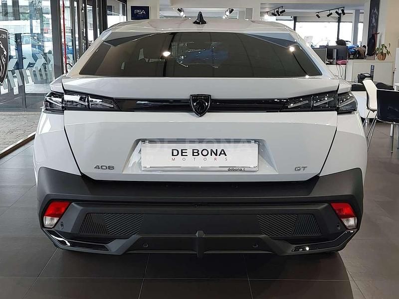 Nuova Peugeot 408 GTi 136 CV (100 kW) 2026 Bianco okenite  metallizzato SUV
