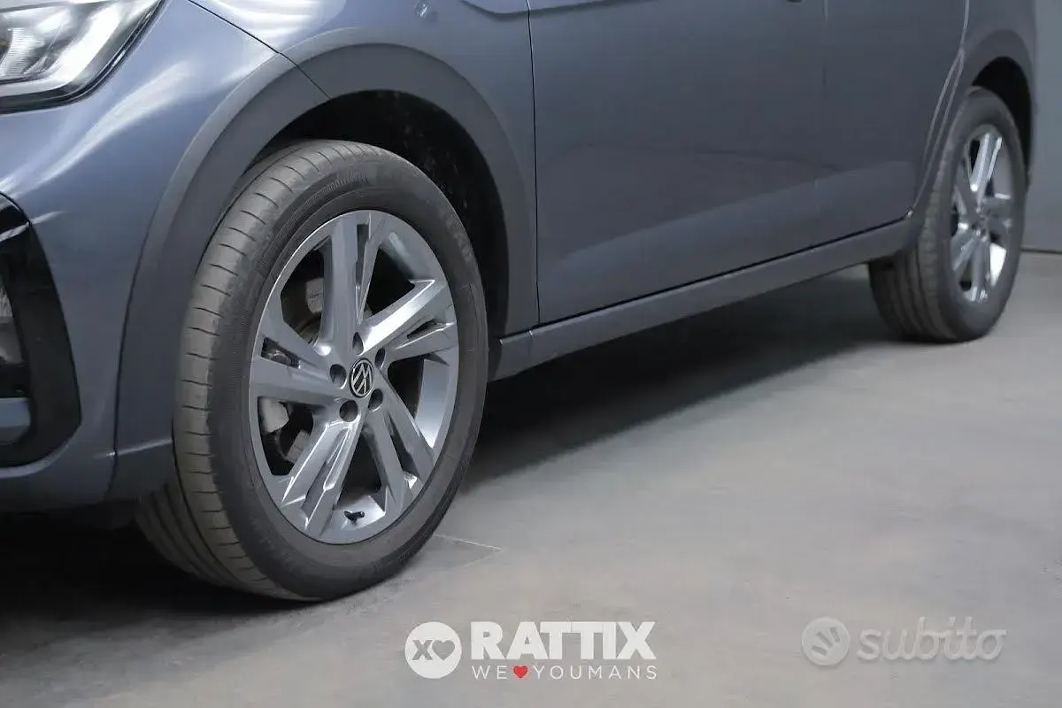 Usata VW Taigo R-line 116 CV (85 kW) 2024 Smoky grey SUV
