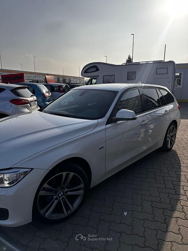Usata BMW 316 136 CV (100 kW) 2015 Bianco Berlina