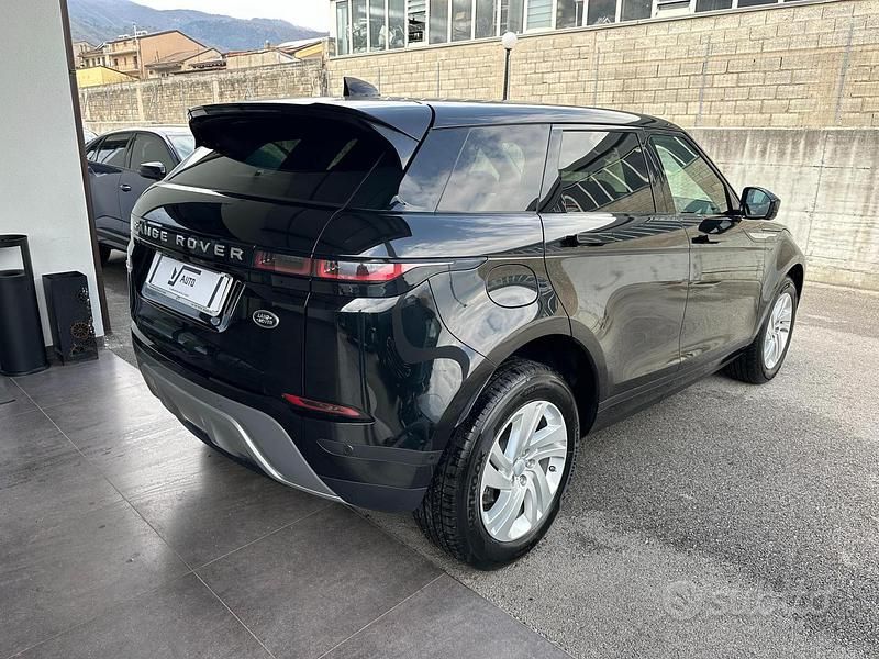 Usata Land Rover Range Rover evoque S 163 CV (119 kW) 2021 Santorini black SUV