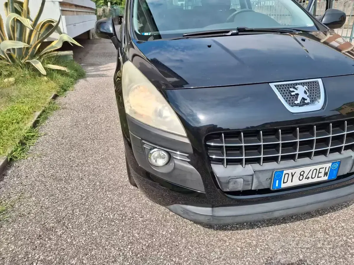 Usata Peugeot 3008 109 CV (80 kW) 2009 Nero Station wagon