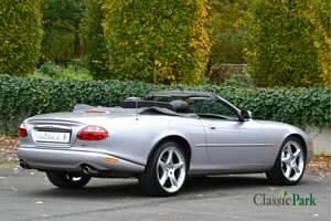 Usata Jaguar XKR 363 CV (266 kW) 2000 Argento Cabrio