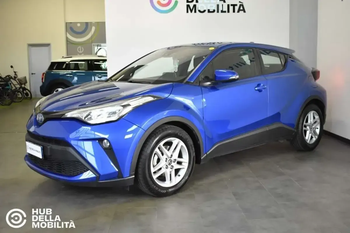 Usata Toyota C-HR Business Edition 98 CV (72 kW) 2022 Blu SUV