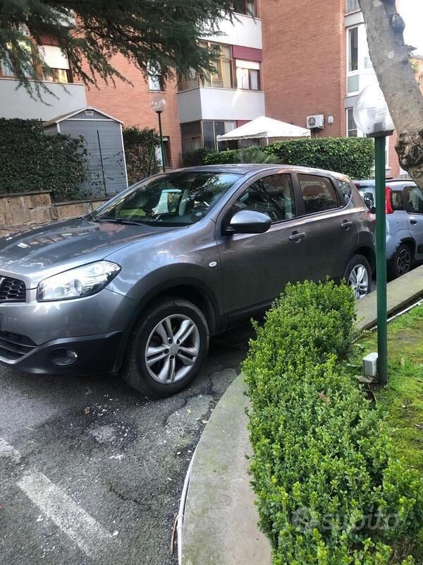 Usata Nissan Qashqai 106 CV (77 kW) 2013 Grigio SUV