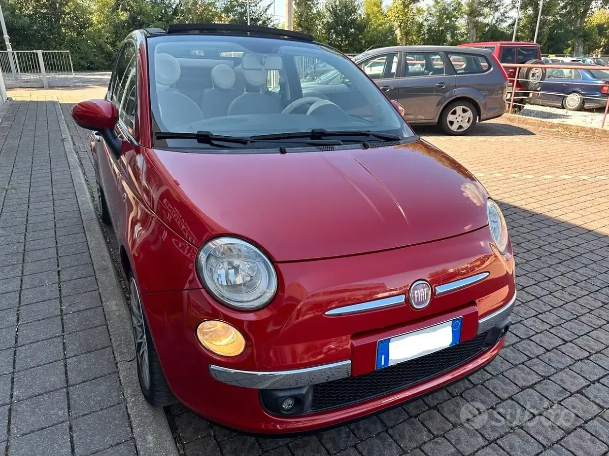 Usata Fiat 500C Lounge 75 CV (55 kW) 2009 Rosso Cabrio