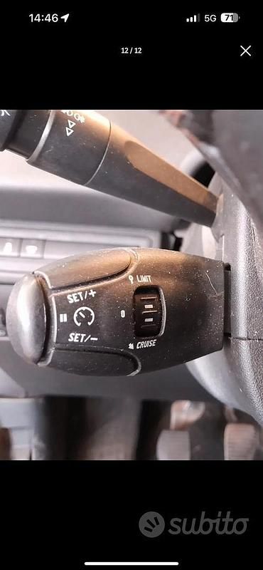 Usata Peugeot 208 68 CV (50 kW) 2013 Utilitaria