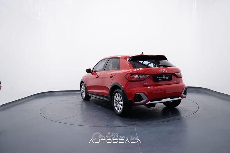 Usata Audi A1 Comfort 110 CV (80 kW) 2022 Rosso SUV