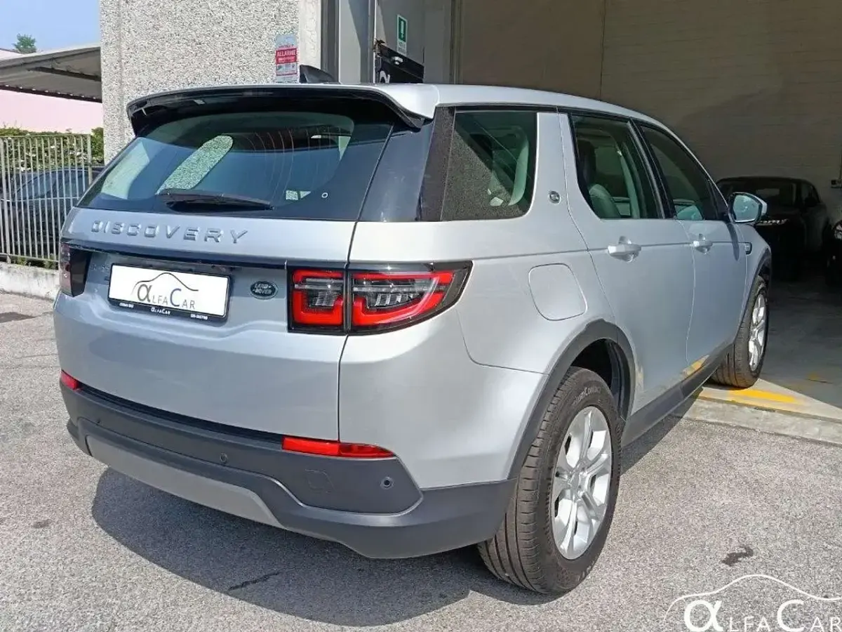 Usata Land Rover Discovery Sport S 200 CV (147 kW) 2023 Hakuba silver SUV