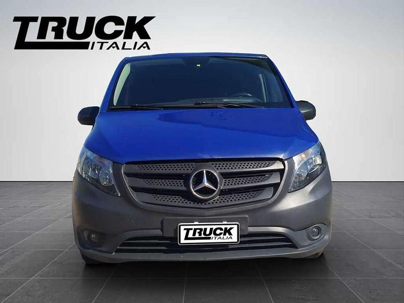 Usata Mercedes Vito Business 136 CV (100 kW) 2018 Blu Furgone