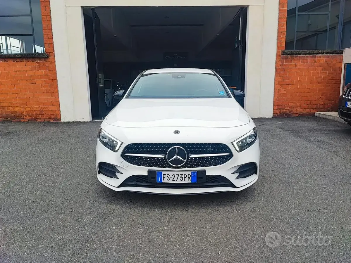 Usata Mercedes A180 Premium 116 CV (85 kW) 2018 Bianco Berlina