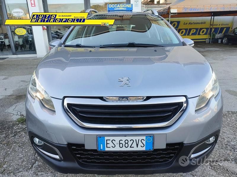 Usata Peugeot 2008 Active 68 CV (50 kW) 2013 Grigio SUV