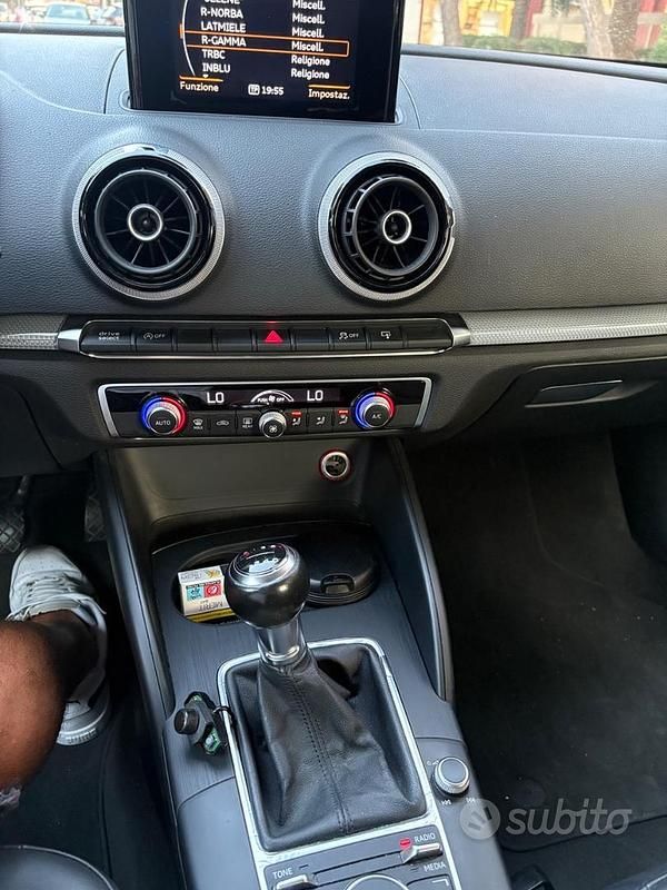 Usata Audi A3 105 CV (77 kW) 2015 Nero Utilitaria