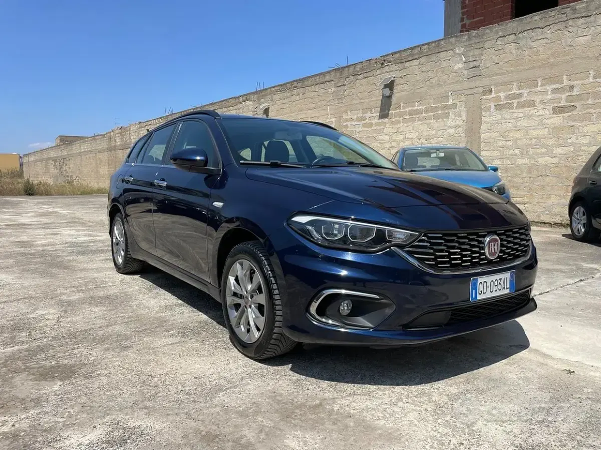 Usata Fiat Tipo S 120 CV (88 kW) 2020 Blu Station wagon