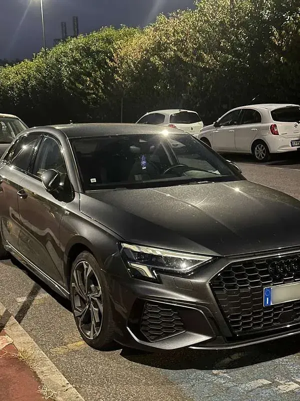 Usata Audi A3 S-Line 150 CV (110 kW) 2024 Grigio Berlina