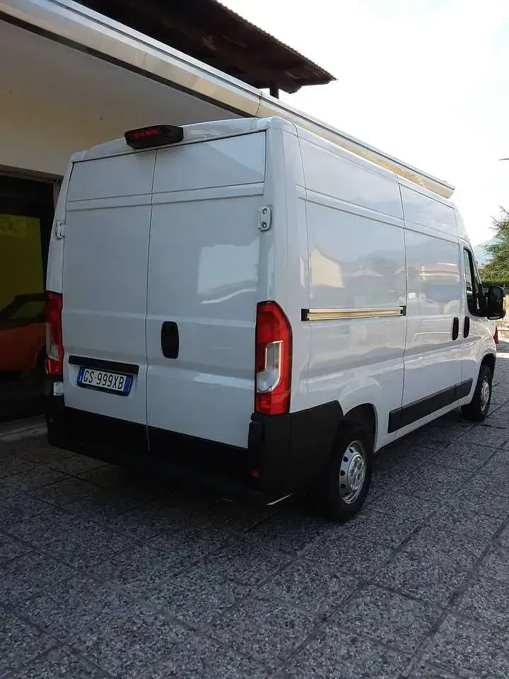 Usata Peugeot Boxer 120 CV (88 kW) 2024 Bianco Furgone