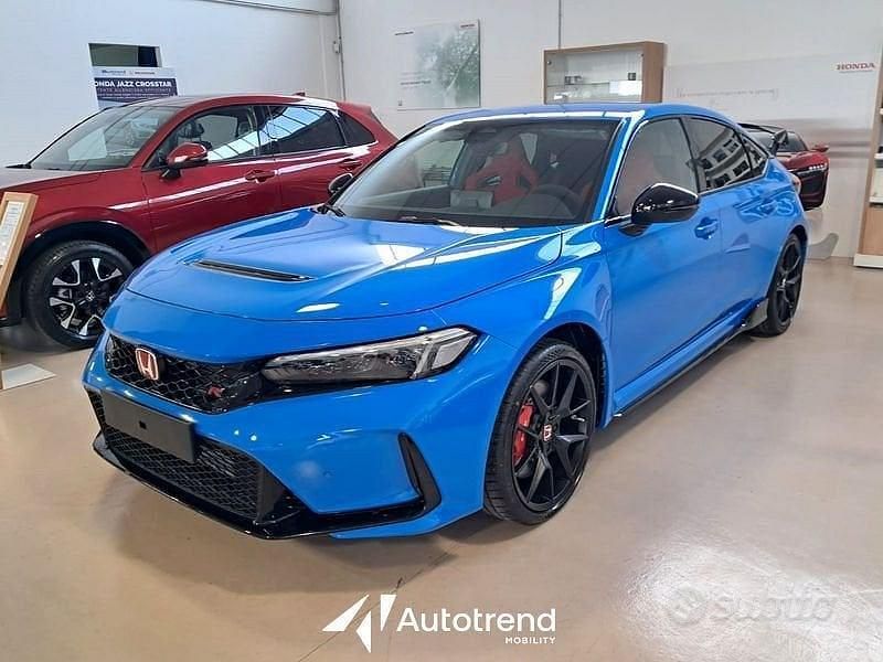 Nero Nuova 2025 Honda Civic Type R Tre volumi | 63.900 € (Molto cara) - Immagine 1/4