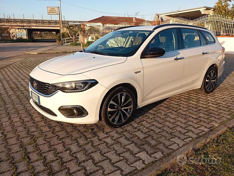 Bianco Usata 2017 Fiat Tipo Station wagon | 7700 € (Ottimo prezzo) - Immagine 1/4