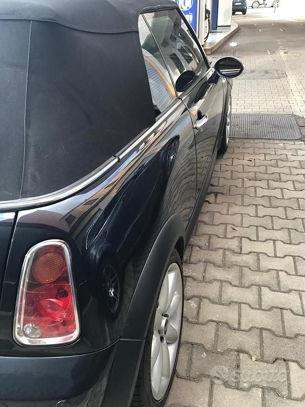 Usata Mini Cooper S Cabriolet 170 CV (125 kW) 2006 Blu Cabrio