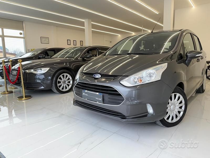 Usata Ford B-MAX Titanium 95 CV (69 kW) 2017 Grigio Monovolume