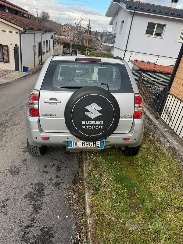 Usata Suzuki Grand Vitara 2007 Grigio SUV