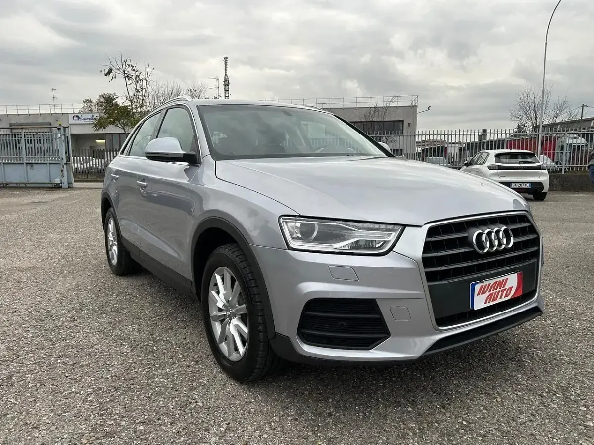 Begagnad Audi Q3 125 HK (91 kW) 2018 Silver SUV