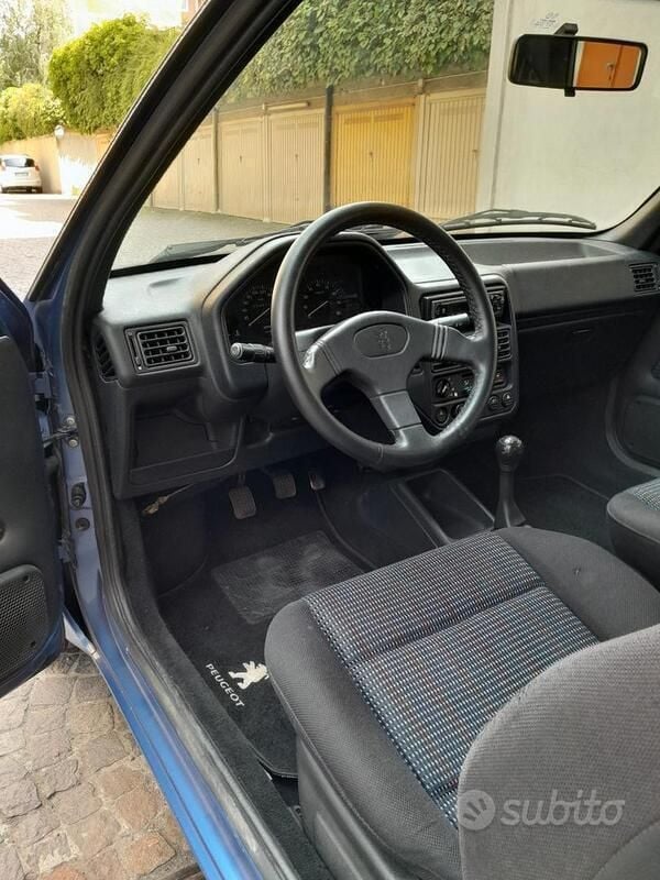 Usata Peugeot 106 98 CV (72 kW) 1993 Blu Utilitaria