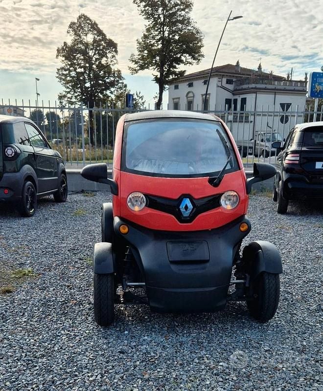 Usata Renault Twizy 12 kW (17 CV) 2012 Utilitaria