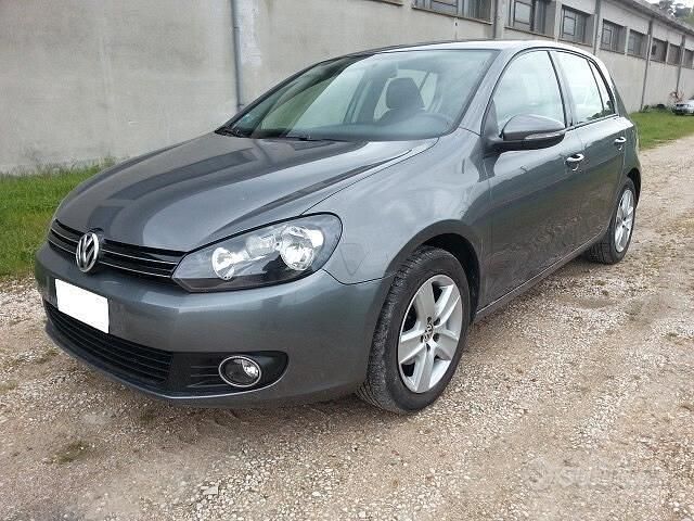 Usata VW Golf VI Comfortline 110 CV (80 kW) 2009 Grigio Utilitaria