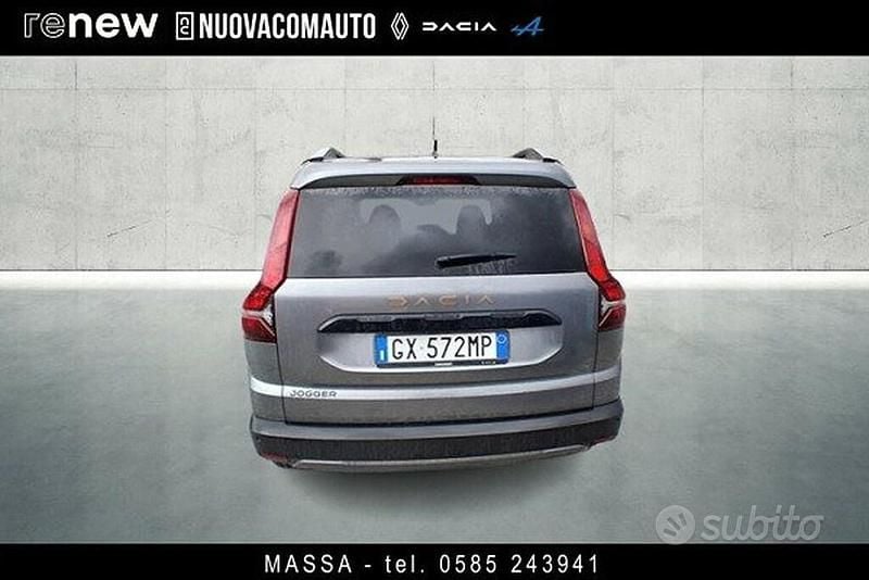 Usata Dacia Jogger Extreme 101 CV (74 kW) 2024 Rosso Monovolume
