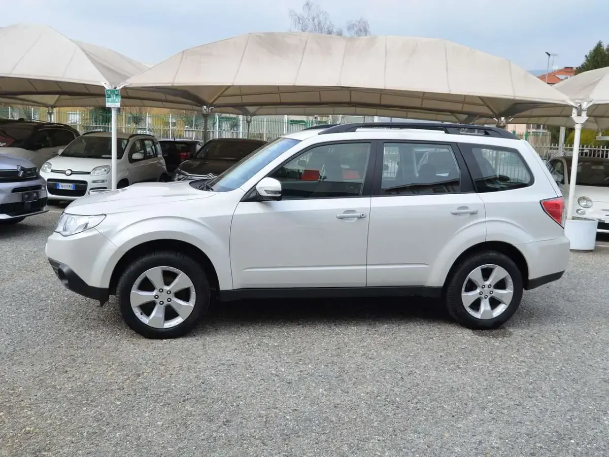 Usata Subaru Forester Exclusive+ 147 CV (108 kW) 2013 Bianco SUV