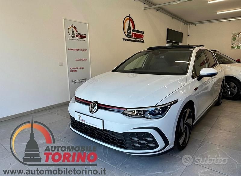Bianco Usata 2023 VW Golf VIII GTI Tre volumi | 30.900 € (Super prezzo) - Immagine 1/4