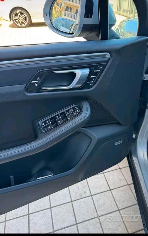Usata Porsche Macan 2019 Grigio SUV