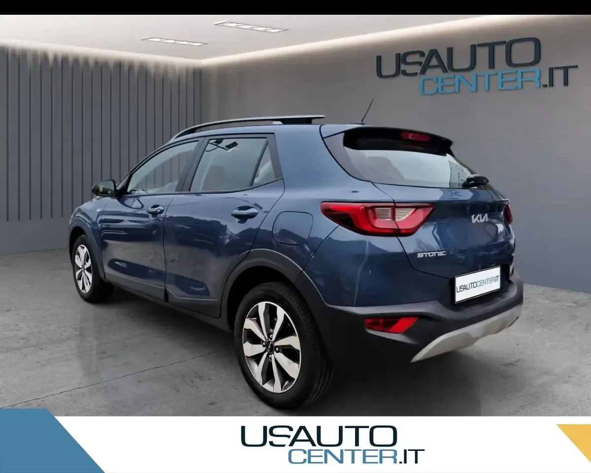 Usata Kia Stonic Style 100 CV (73 kW) 2021 Grigio SUV