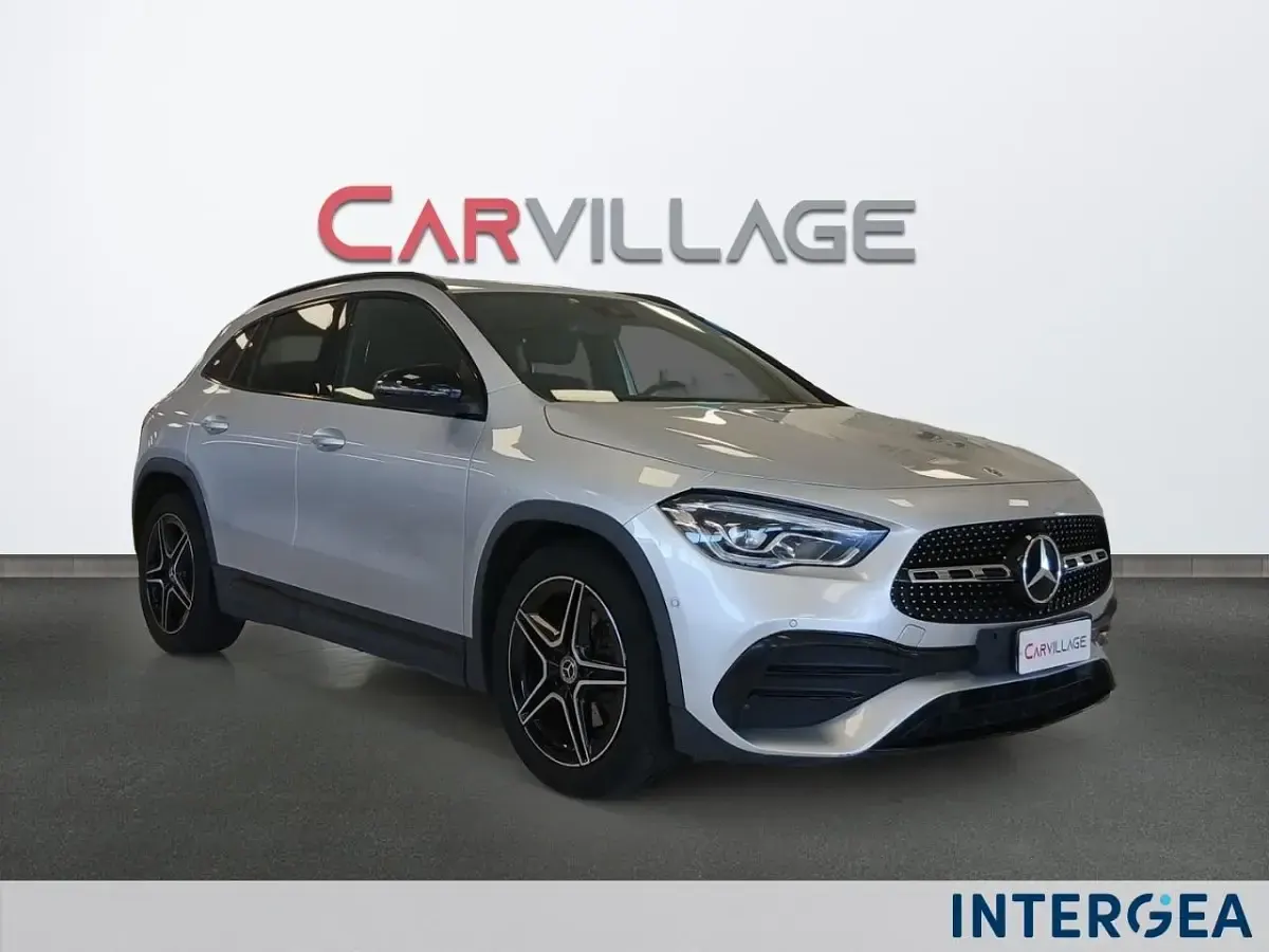 Usata Mercedes GLA220 Premium 190 CV (139 kW) 2022 Argento SUV