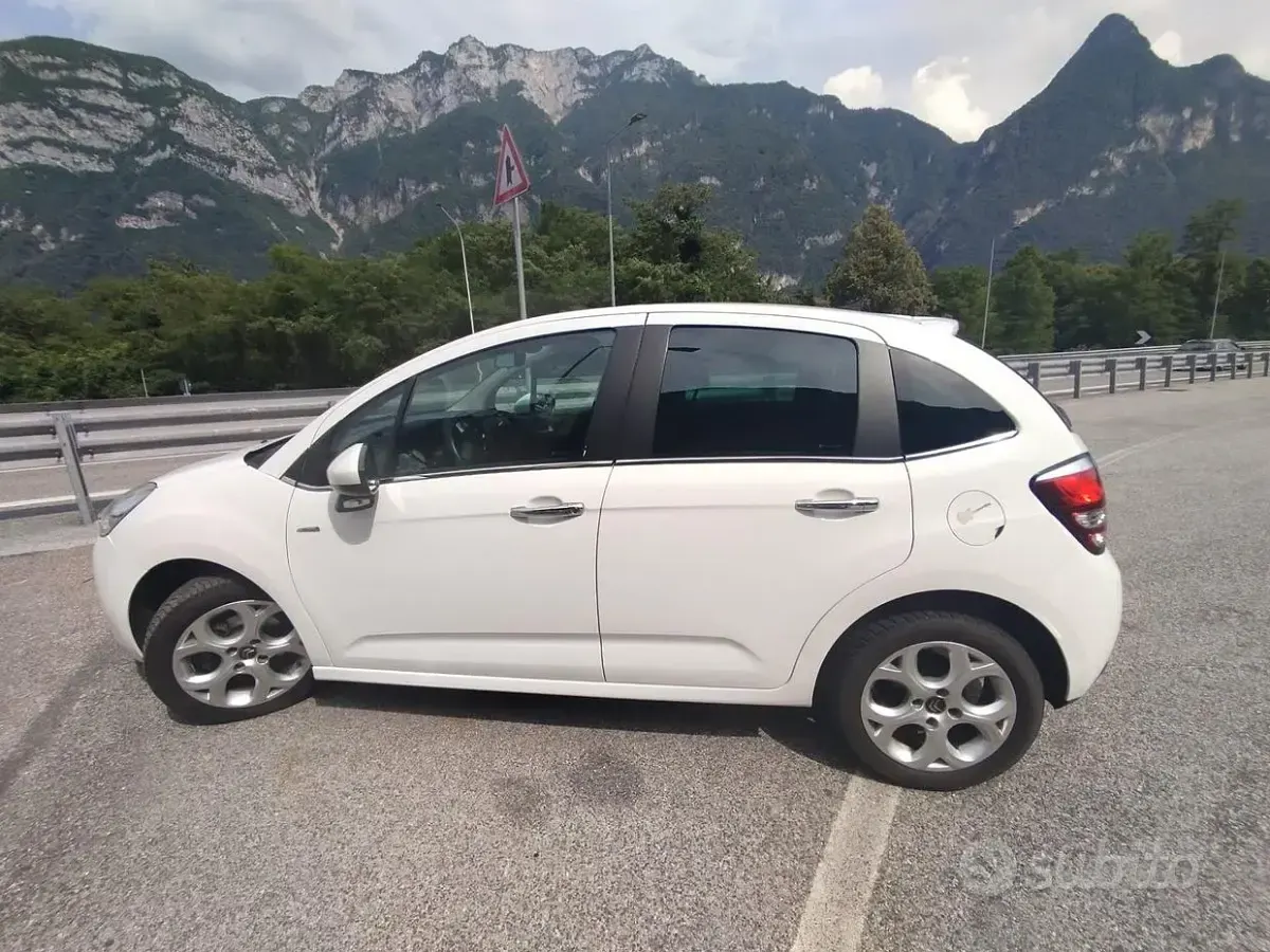 Usata Citroën C3 82 CV (60 kW) 2016 Bianco Utilitaria