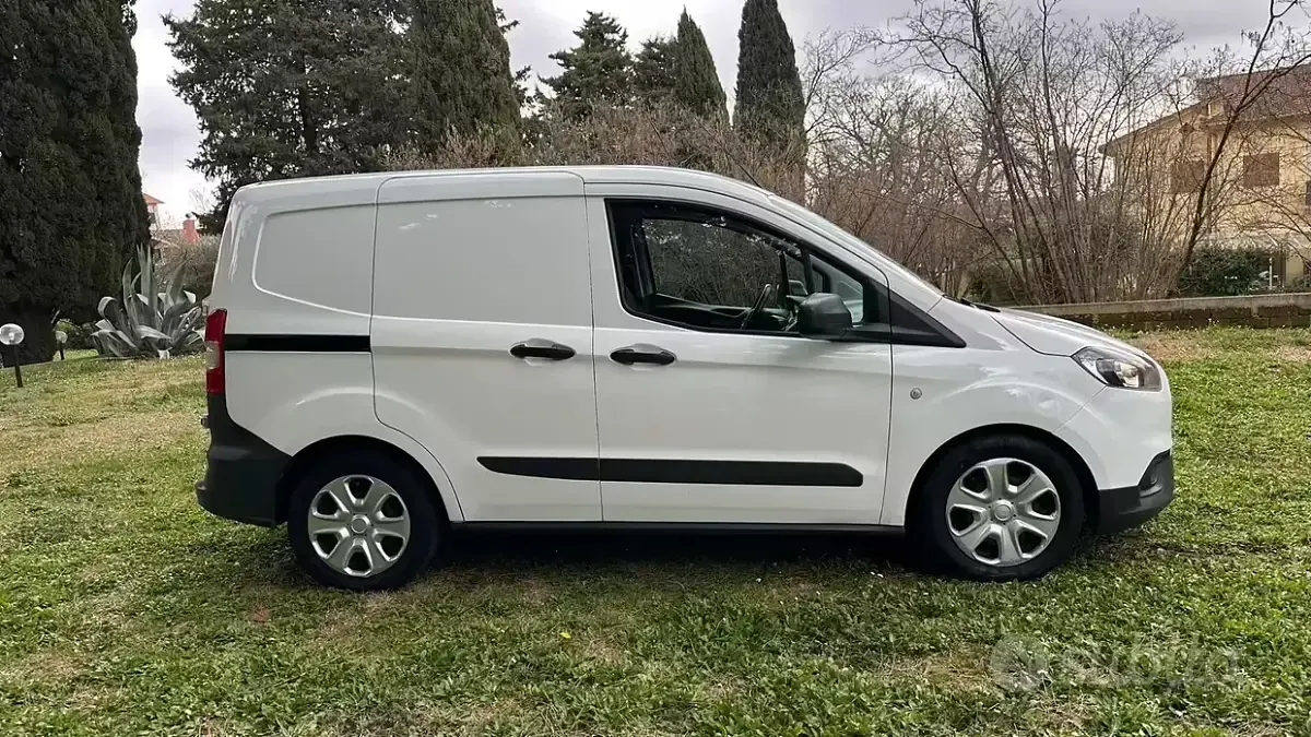 Usata Ford Transit Trend 75 CV (55 kW) 2023 Bianco Furgone
