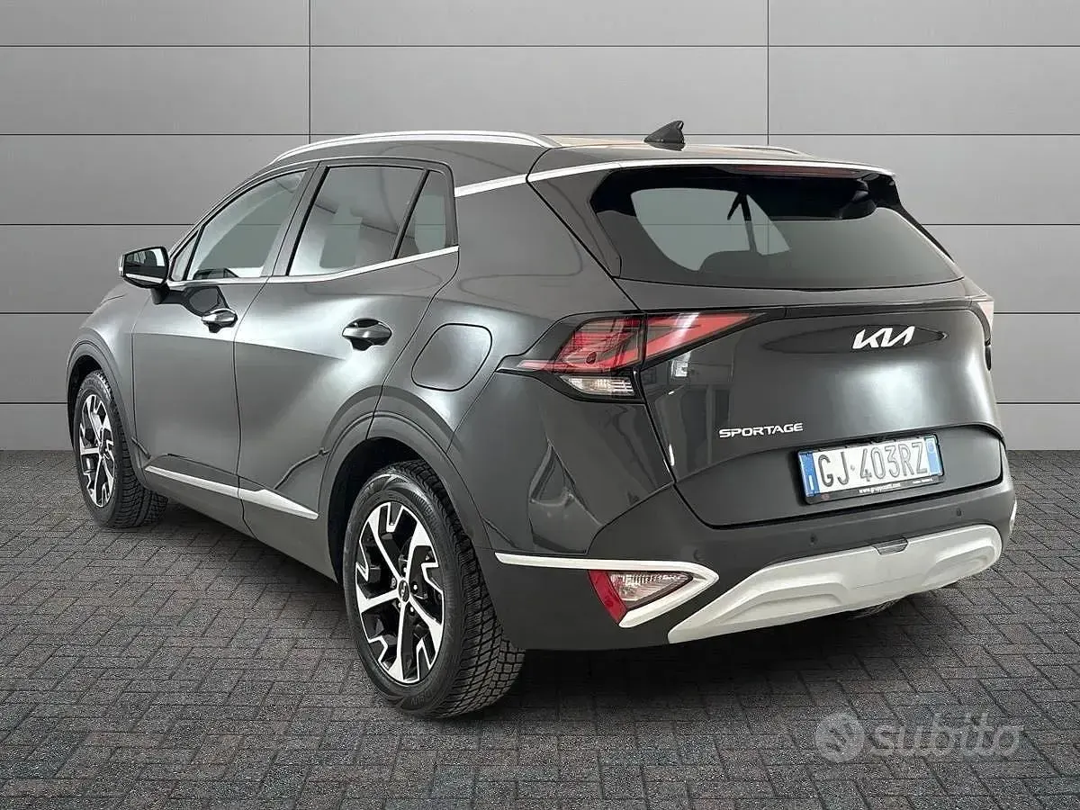 Usata Kia Sportage Style 150 CV (110 kW) 2022 Grigio SUV