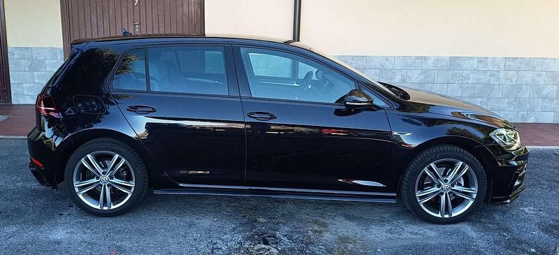 Usata VW Golf VII R-line 150 CV (110 kW) 2019 Berlina