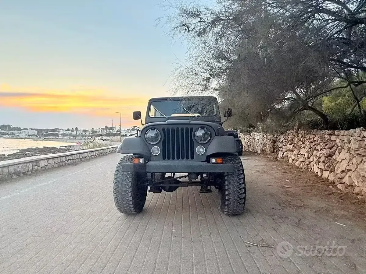 Usata Jeep CJ 1983 Verde Berlina